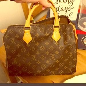 Louis Vuitton speedy 30